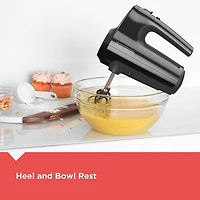 Black+Decker Hand Mixer