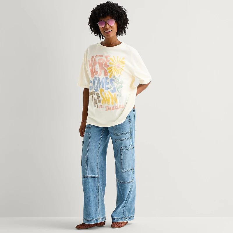 New World Womens Juniors Crew Neck Short Sleeve Oversized The Beatles Graphic T-Shirt