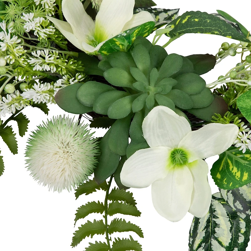 Northlight 24in Hellebores And Ivy Floral Wreath