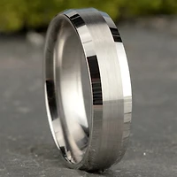 Mens 6MM 10K Gold Wedding Band