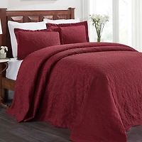 SUPERIOR® Aspen Scalloped Jacquard Floral Botanical Bedspread with Sham