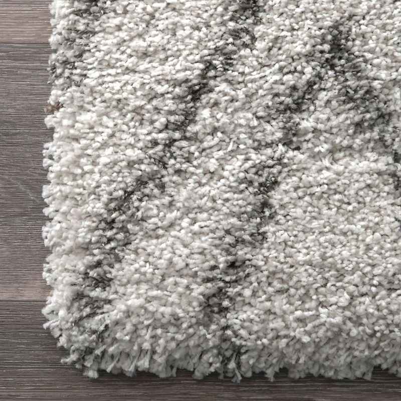 nuLoom Willette Diamond Shaggy Rectangular Rug