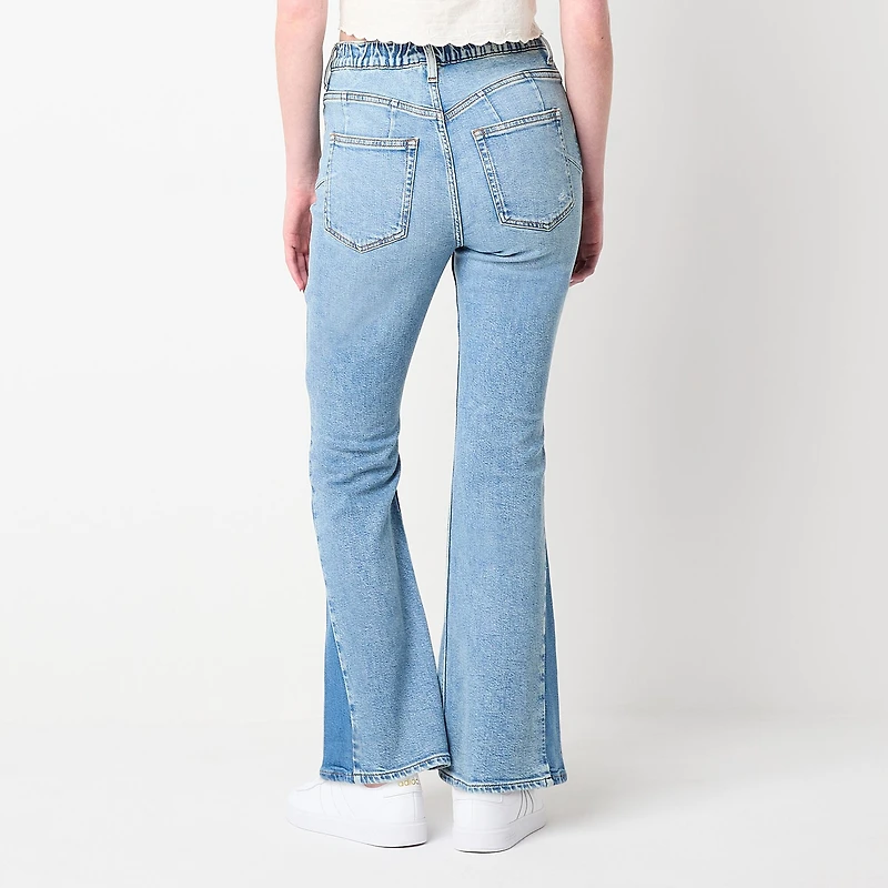 Arizona Curvy Womens Juniors High Rise Flare Leg Jean