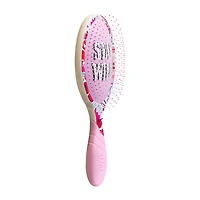 The Wet Brush Detangling