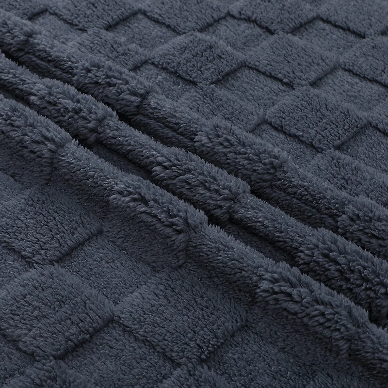 Zane Plush Throw