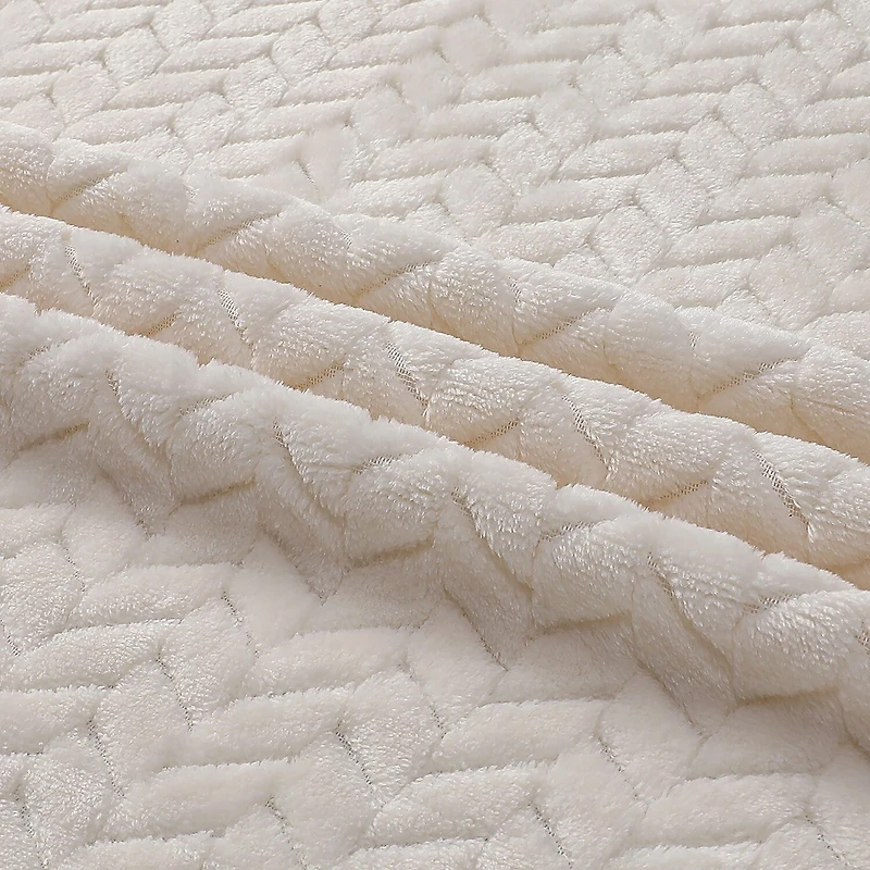 Echo Plush Throw