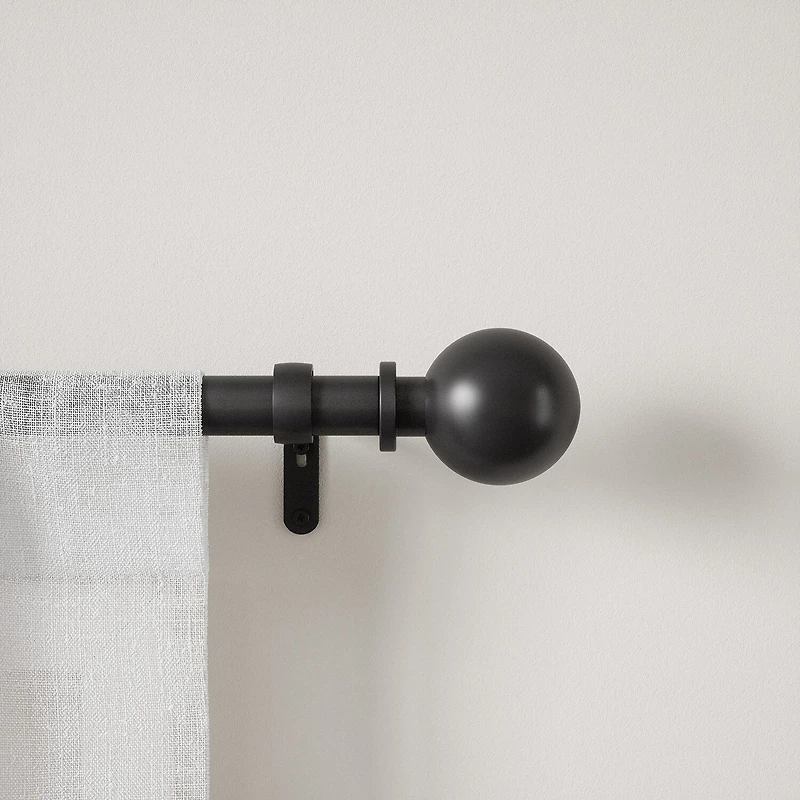 Umbra Bolas 1 Adjustable Curtain Rod