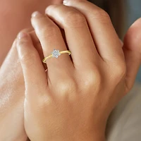 (Gh / Si2 I1) Womens 1/6 CT. T.W. Lab Grown White Diamond 10K Gold Flower Delicate Stackable Ring