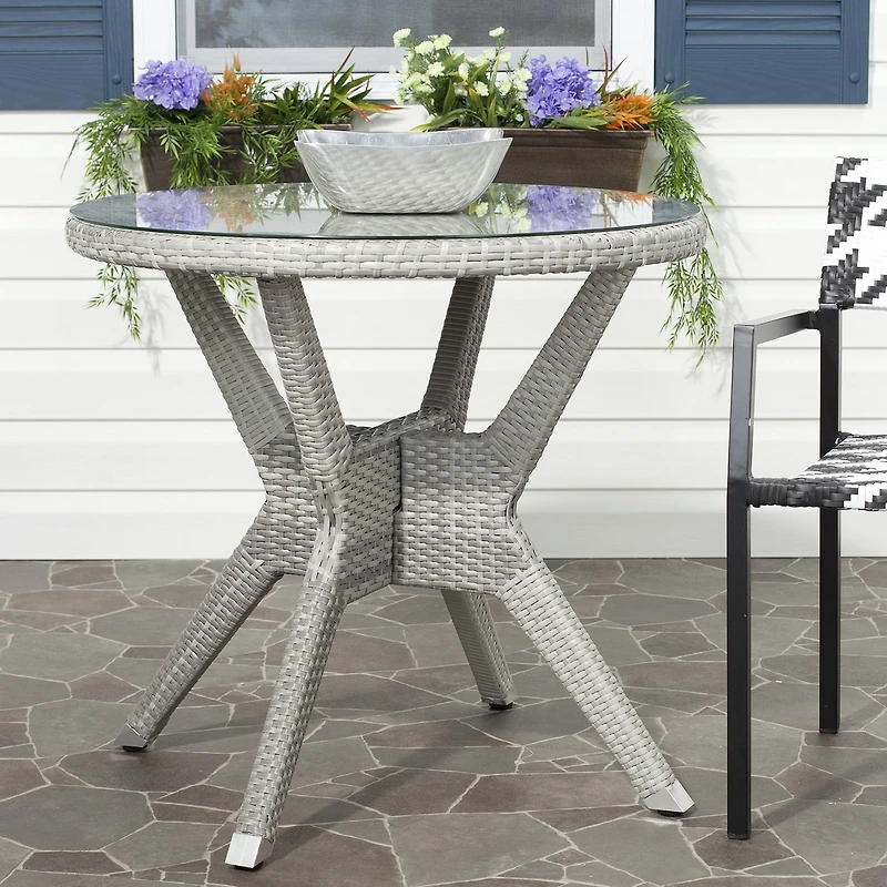 Safavieh Langer Round Dining Table