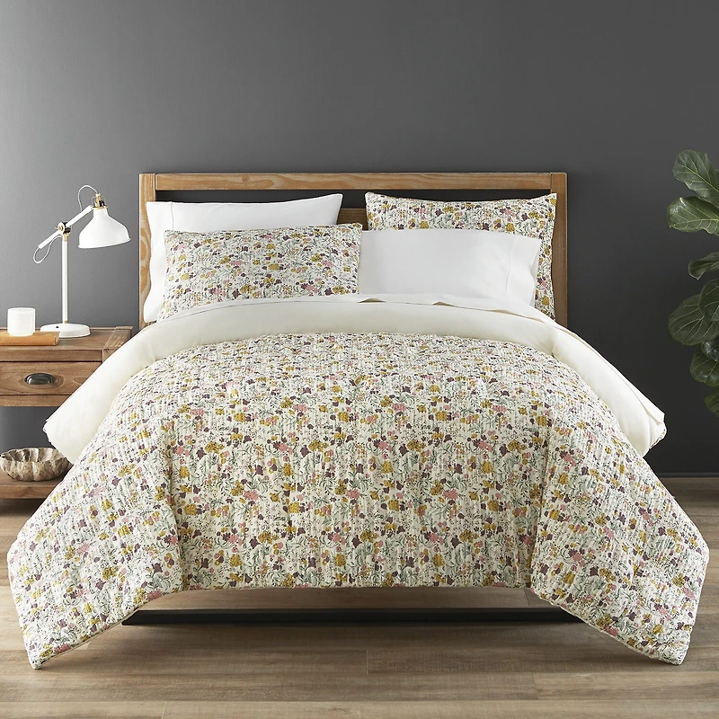 Home Expressions Fiona Midweight Comforter Set