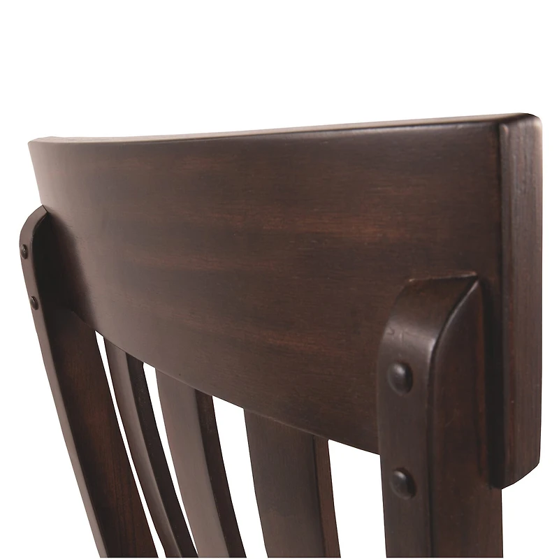Signature Design by Ashley® Towson 6-Pc Standard Height Dining Set