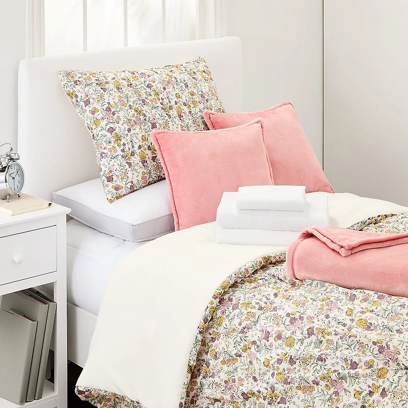 Home Expressions Fiona Midweight Comforter Set