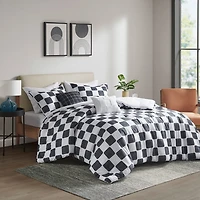 Intelligent Design Lana Checkered Midweight Comforter Set