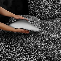Beatrice Home Fashions Whimsical Print Sheet Set