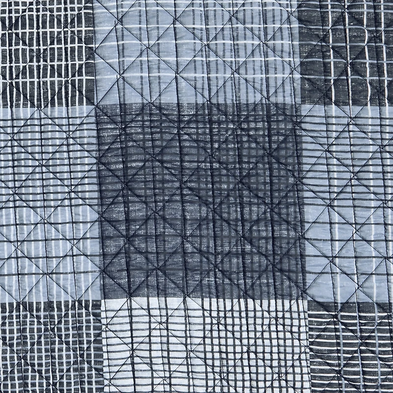 Home Expressions Xander Quilt Set