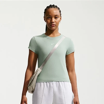 Nike Womens Crew Neck Short Sleeve T-Shirt