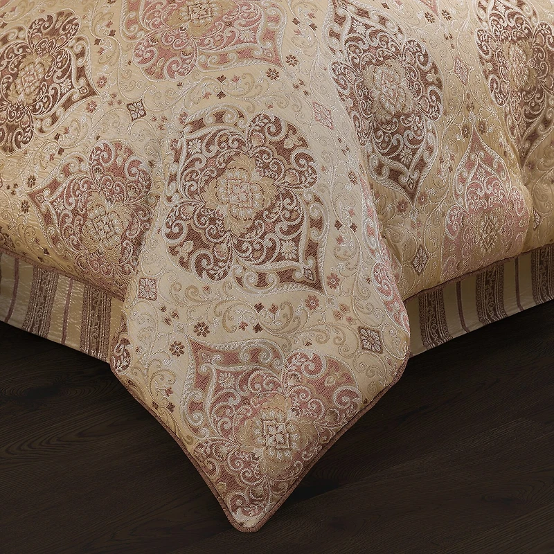 Queen Street Wallace Terracotta 4-pc. Midweight Comforter Set