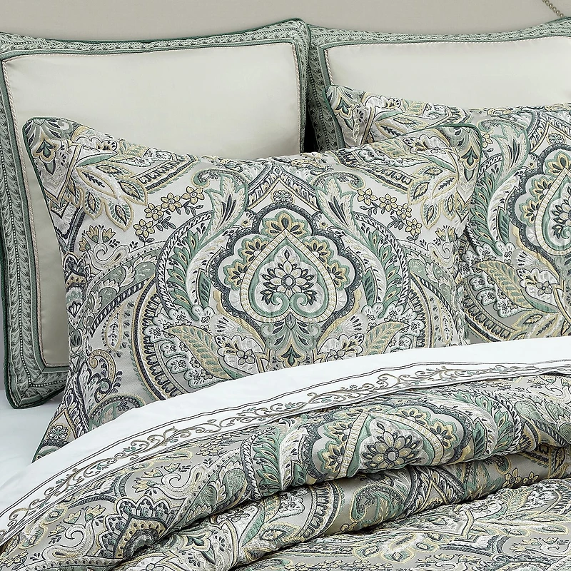 Queen Street Nicole 4-pc. Midweight Comforter Set