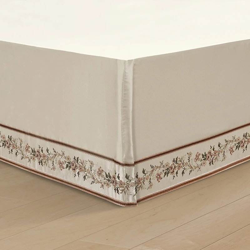 Queen Street Pecora 4-pc. Midweight Comforter Set