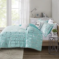 Intelligent Design Khloe Metallic Printed Comforter Set with decorative pillows