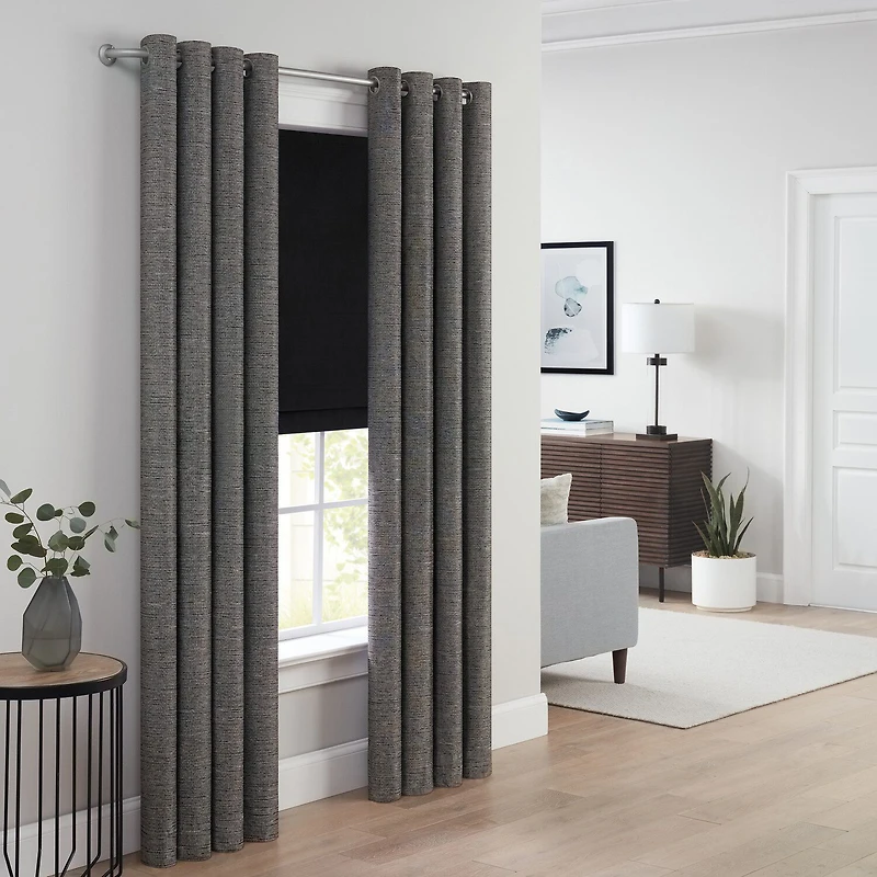 Eclipse Barnes 1 Adjustable Curtain Rod