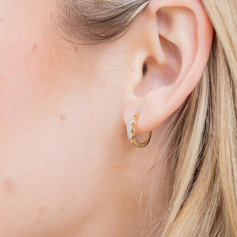(H-I / I1) Womens 1/2 CT. T.W. Lab Grown White Diamond 10K Gold 15.2mm Hoop Earrings