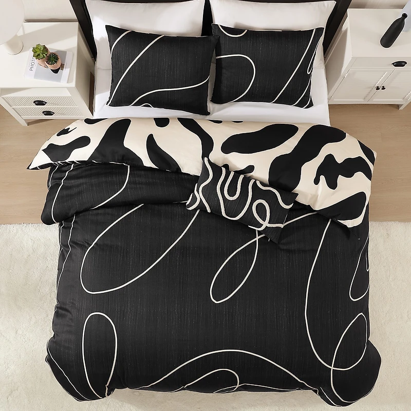 Bebejan Ebony And Ivory Reversible Comforter Set