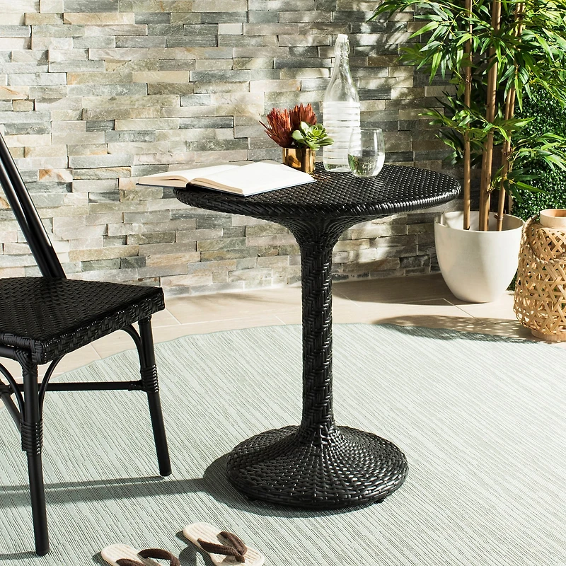 Safavieh Bilson Rattan Side Table