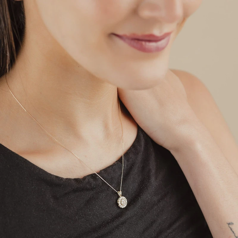 Diamond Blossom (Si2/G) Womens 1/2 CT. T.W. Lab Grown White Diamond 10K Gold Round 18 Inch Pendant Necklace