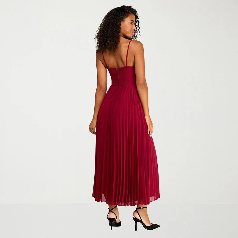 Premier Amour Womens V Neck Sleeveless Evening Gown