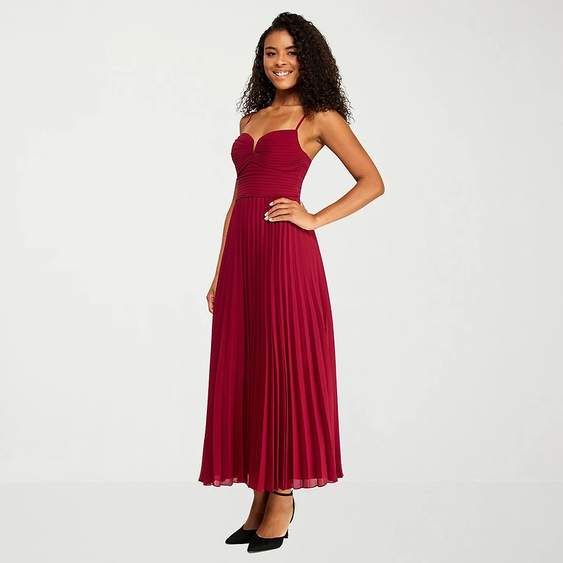 Premier Amour Womens V Neck Sleeveless Evening Gown