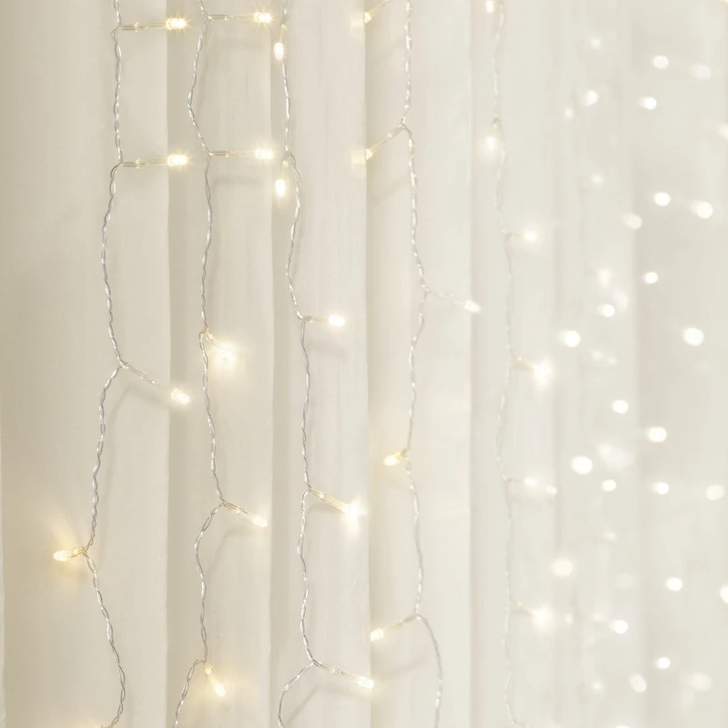 West & Arrow Warm White LED Curtain Light 240