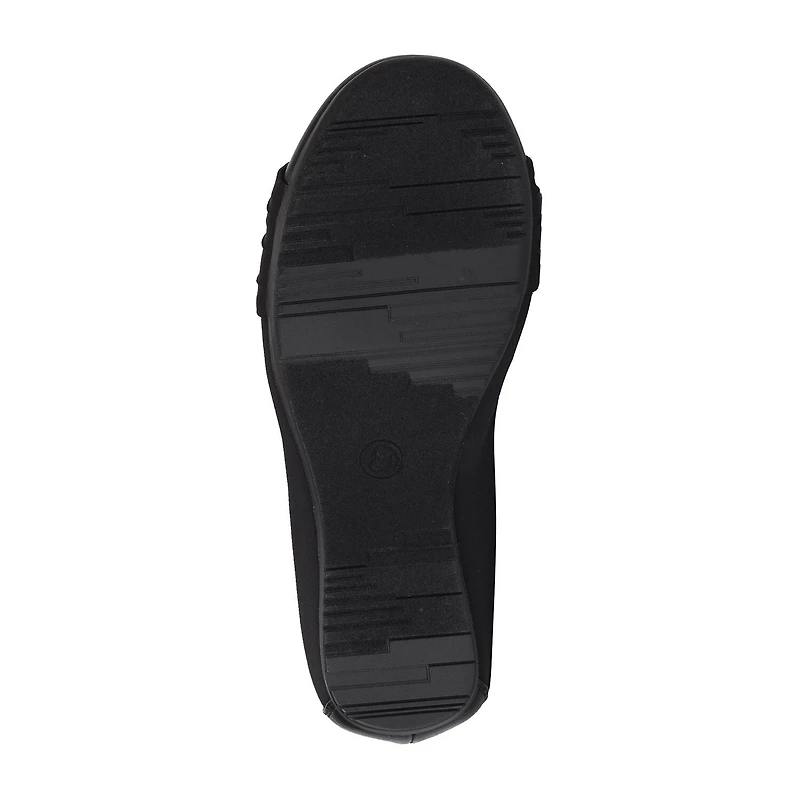 Baretraps Marcie Womens Round Closed Toe Slip-On Shoe