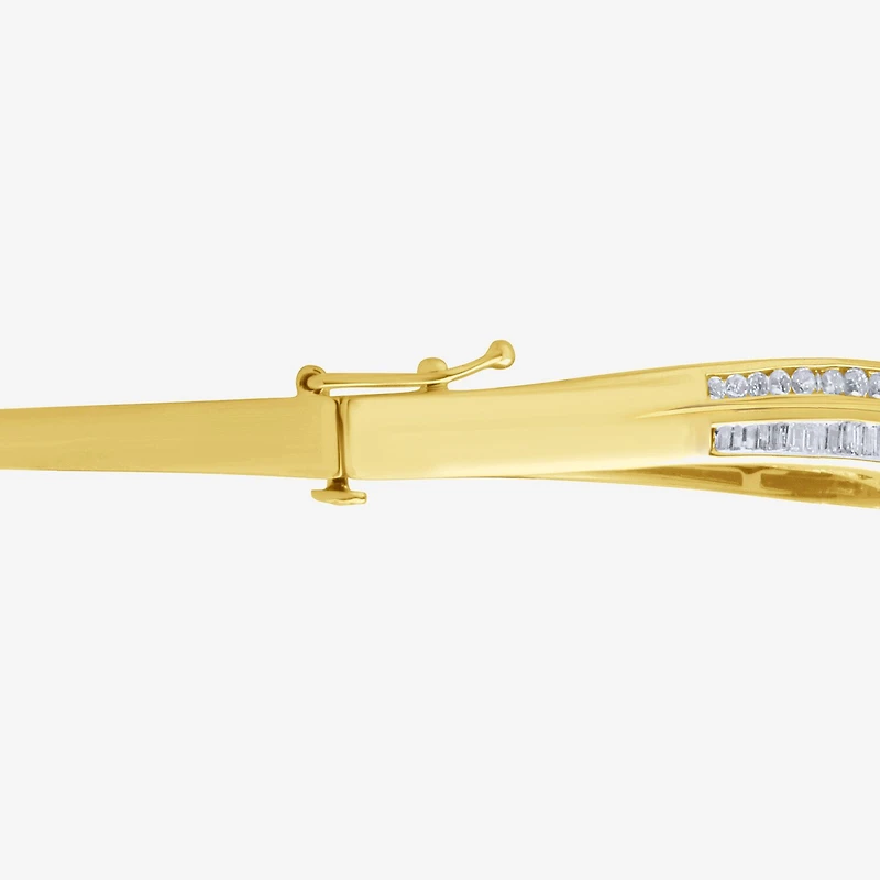 Diamond Blossom (G / Si2) Womens 2 CT. T.W. Lab Grown White Diamond 10K Gold Flower Bangle Bracelet