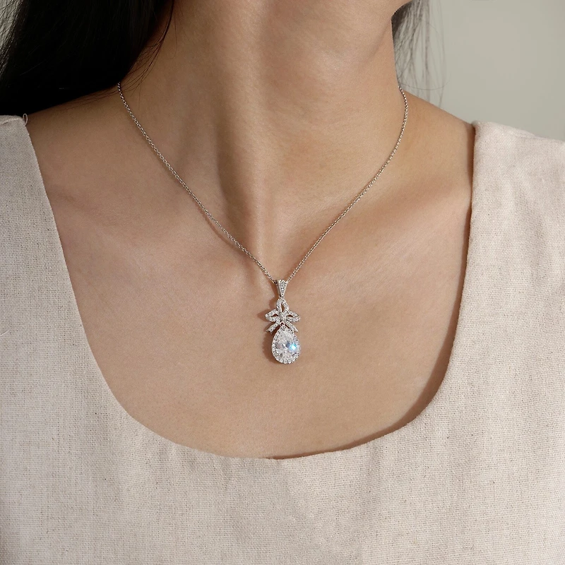 Diamonart Marilyn Monroe Womens 3 7/8 Ct. T.W. White Cubic Zirconia Platinum Over Silver 16 Inch Pendant Necklace