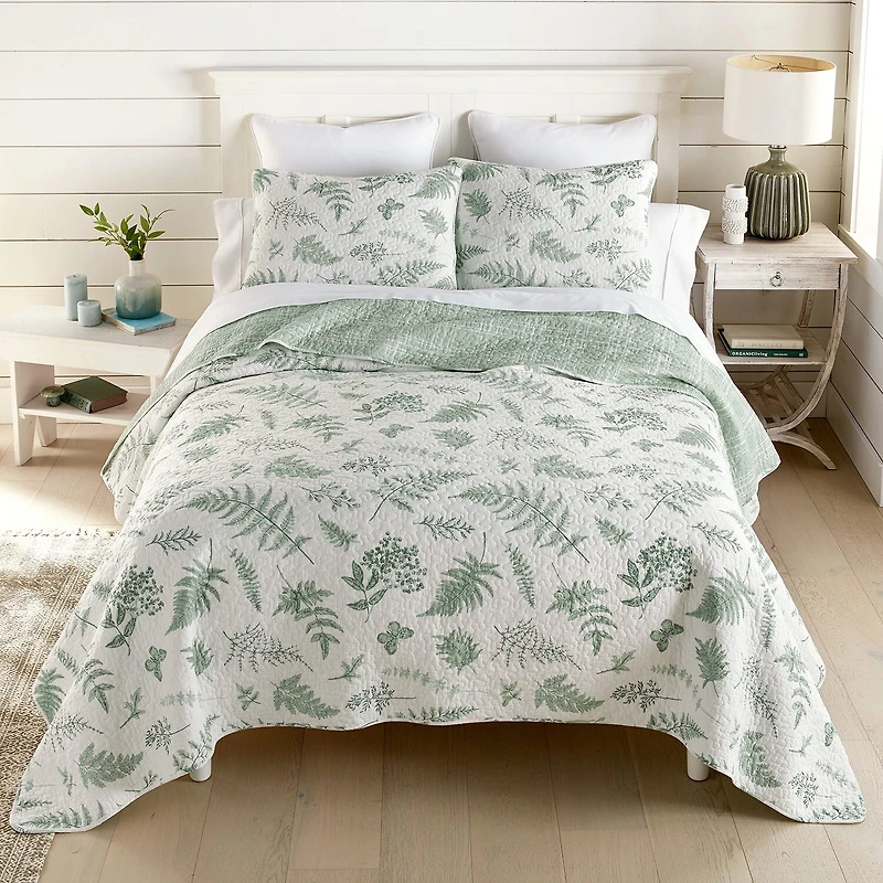 Your Lifestyle By Donna Sharp Botanical Hypoallergenic Quilt Set