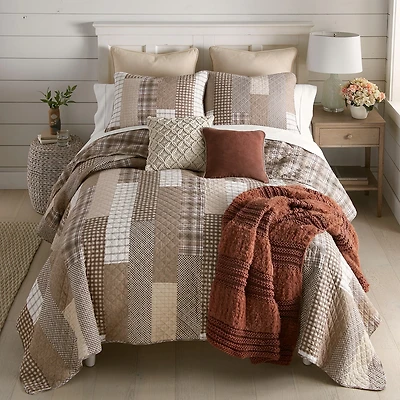Your Lifestyle By Donna Sharp Highland Plaid Hypoallergenic Quilt Set