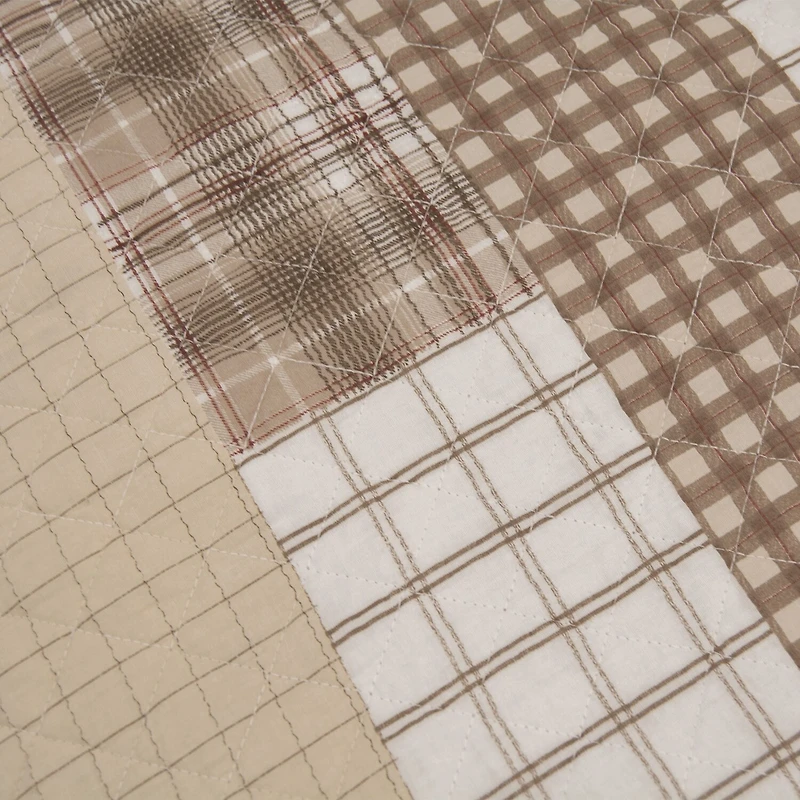 Your Lifestyle By Donna Sharp Highland Plaid Hypoallergenic Quilt Set