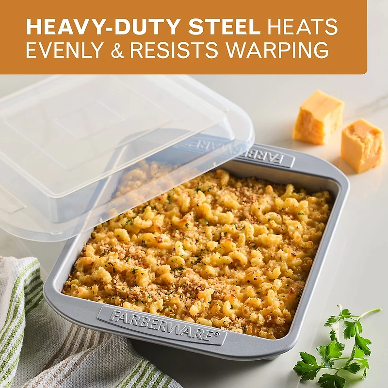 Farberware Bakeware 9" Cake Pan with Lid