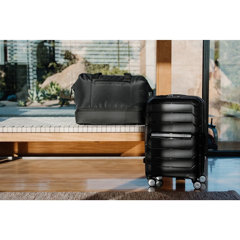 Samsonite Better Than Basic Drop Bottom Weekender Duffel