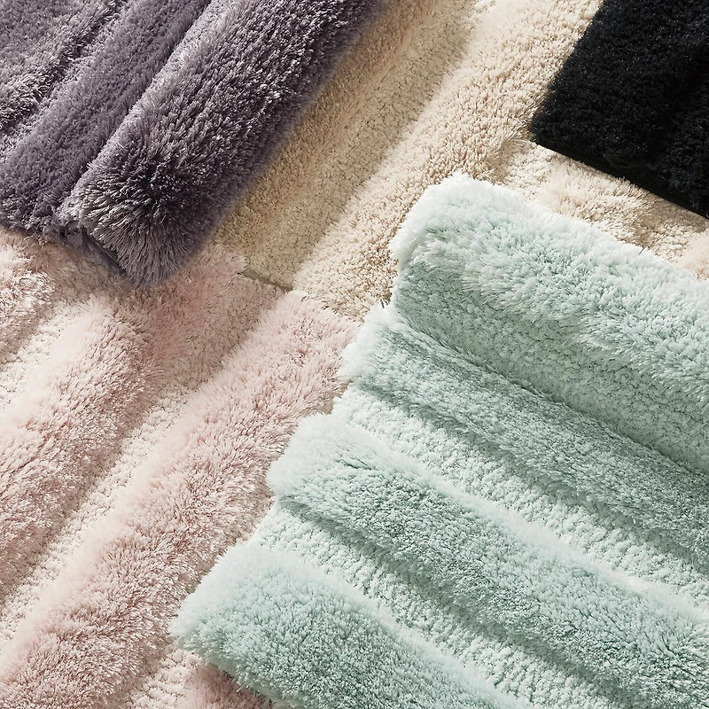 Madison Park Tufted Pearl Channel Soft Solid Bath Rug