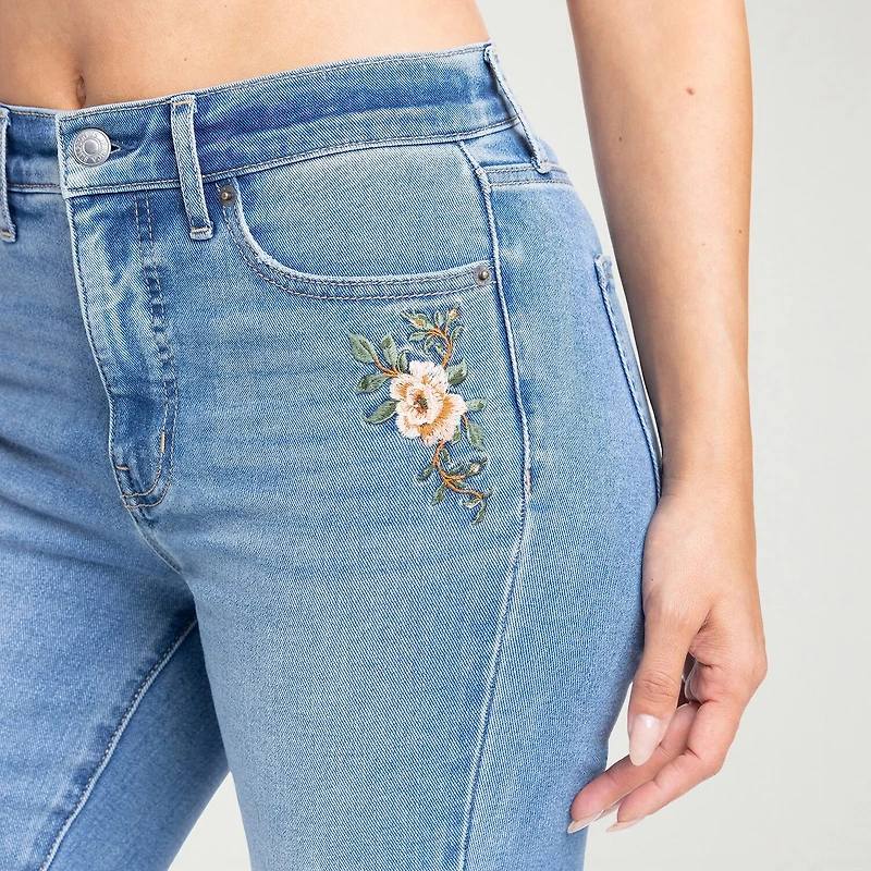 JS Jessica Simpson Womens High Rise Flare Leg Jean