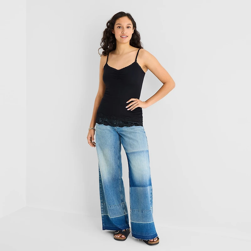 Arizona Womens Juniors V Neck Sleeveless Camisole