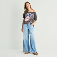 Arizona Womens Juniors Scoop Neck Short Sleeve Regular Fit Graphic T-Shirt
