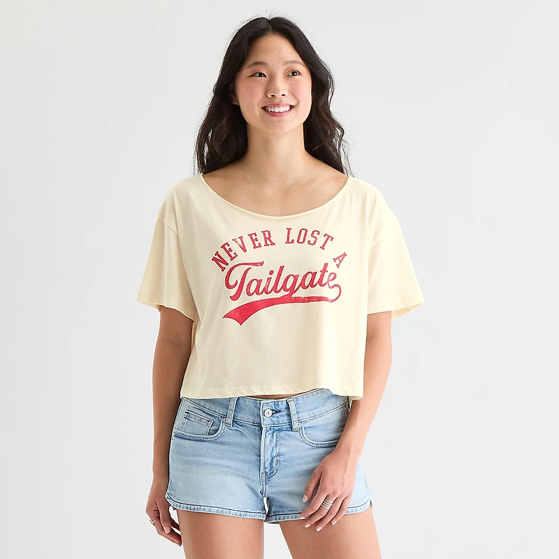 Grayson Threads, The Label Womens Juniors Scoop Neck Short Sleeve Fitted Graphic T-Shirt