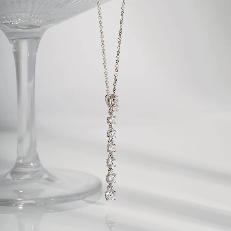 Diamonart Marilyn Monroe Womens White Cubic Zirconia Sterling Silver 18 Inch Pendant Necklace