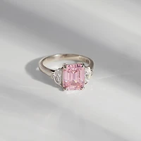 Diamonart Marilyn Monroe Womens Pink Cubic Zirconia Sterling Silver 3-Stone Cocktail Ring
