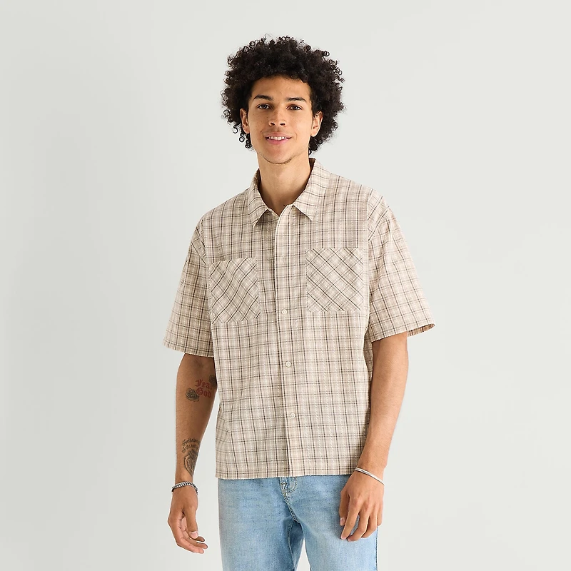 Arizona Mens Short Sleeve Boxy Fit Button-Down Shirt