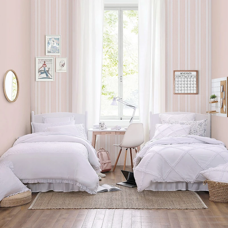 Laura Ashley Norah Midweight Comforter Set