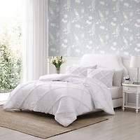 Laura Ashley Norah Midweight Comforter Set